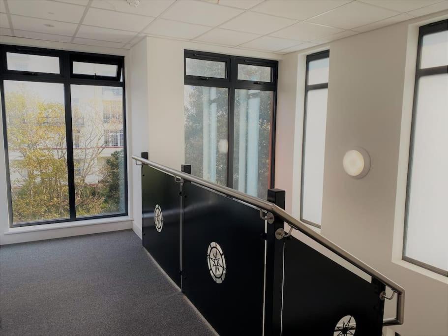 The Pad By The Beach Penthouse Apartment With Sunset And City Views Bournemouth Ngoại thất bức ảnh